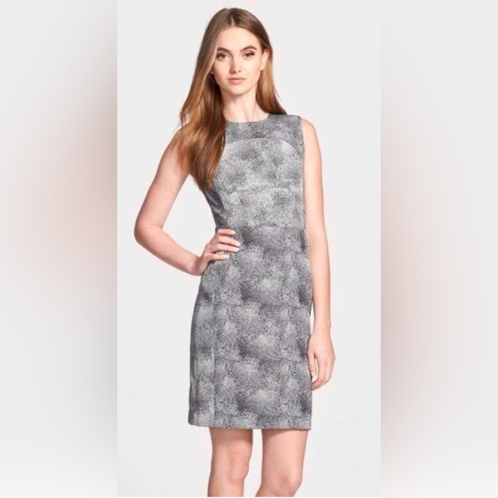 DVF|Diane Von Furstenberg Sleeveless Eden Stretch Sheath Dress B/W Print ZB1